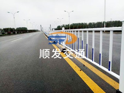 常規(guī)護(hù)欄