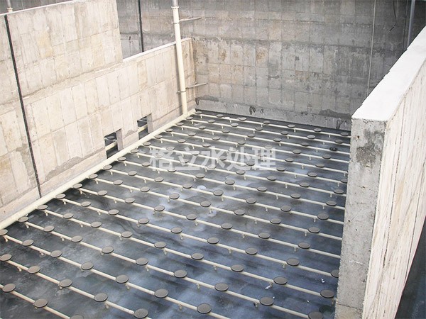 盤式曝氣器