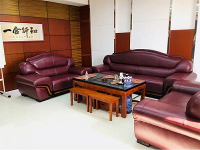 辦公沙發(fā)翻新