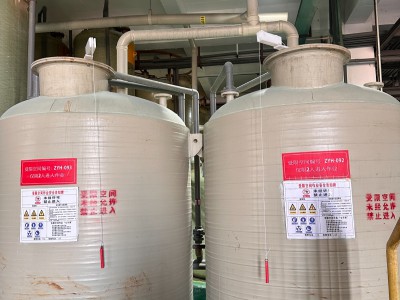 PE儲(chǔ)罐顏色規(guī)格多樣